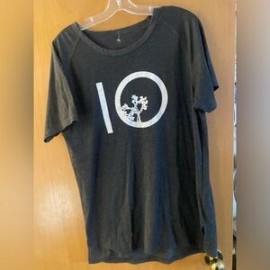 Ladies tentree short sleeved top